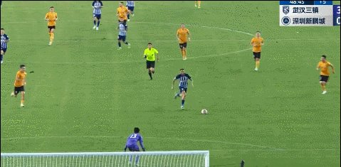 1722693610518000591.gif 恩里克.gif